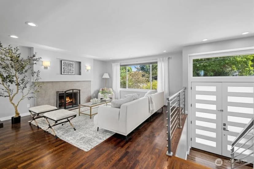 Property photo for 7360 Ne 145th Place, Kenmore photo 10