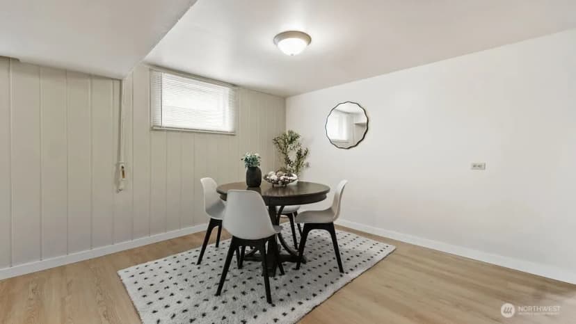 Property photo for 9533 14th Avenue Nw, Seattle photo 27