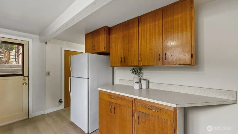 Property photo for 9533 14th Avenue Nw, Seattle photo 26