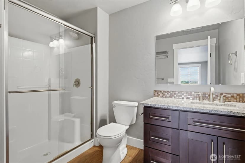 Property photo for 2303 W 49th Avenue, Kennewick photo 35
