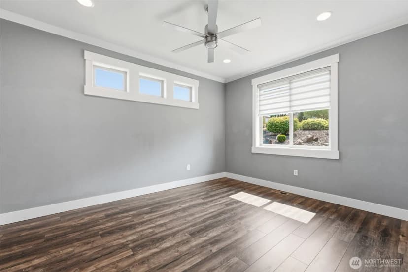 Property photo for 2303 W 49th Avenue, Kennewick photo 31