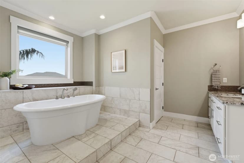 Property photo for 2303 W 49th Avenue, Kennewick photo 25
