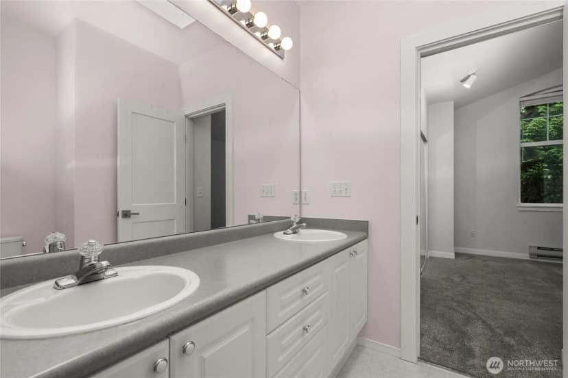 Property photo for 16125 Juanita Woodinville Way Ne Ne #2103, Bothell photo 25