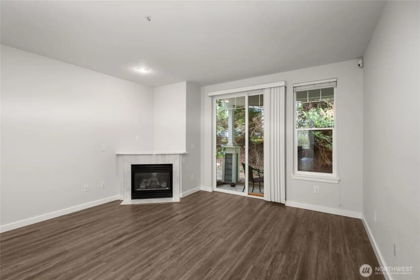 Property photo for 16125 Juanita Woodinville Way Ne Ne #2103, Bothell photo 8
