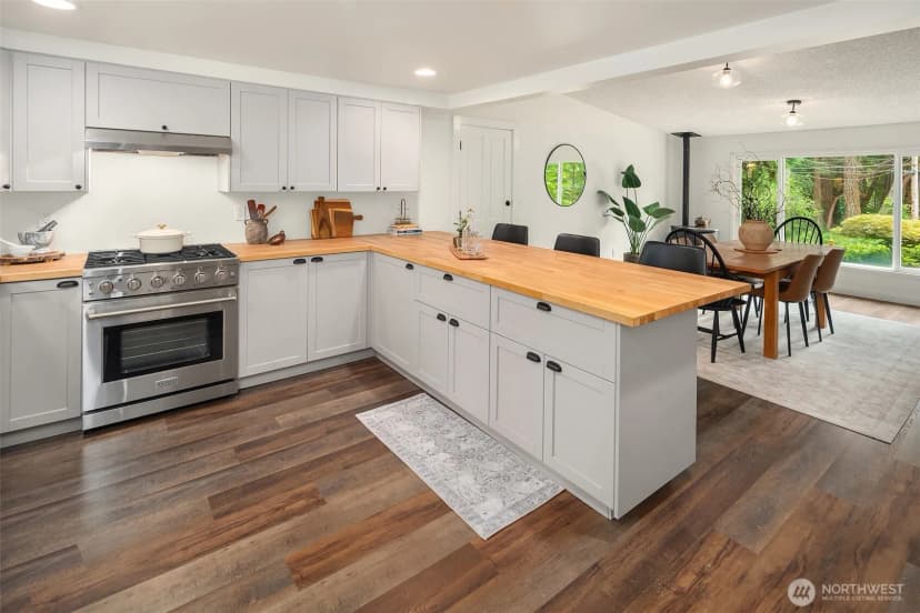 Property photo for 10206 Sw Quartermaster Drive, Vashon photo 8