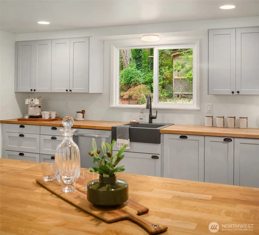 Property photo for 10206 Sw Quartermaster Drive, Vashon photo 6
