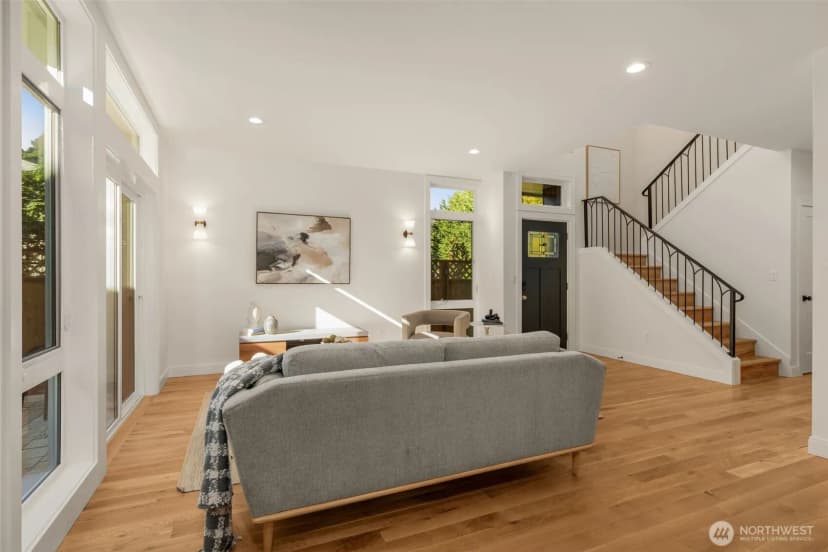 Property photo for 8148 13th Avenue Sw, Seattle photo 5