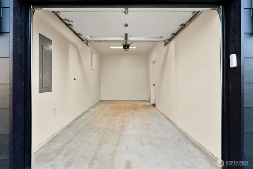 Property photo for 8148 13th Avenue Sw, Seattle photo 25