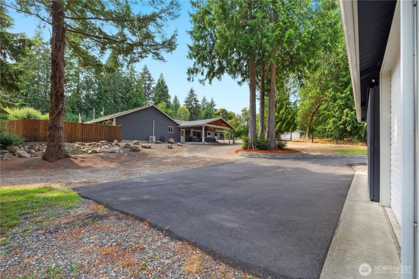 Property photo for 6424 75th Avenue Ne, Olympia photo 14