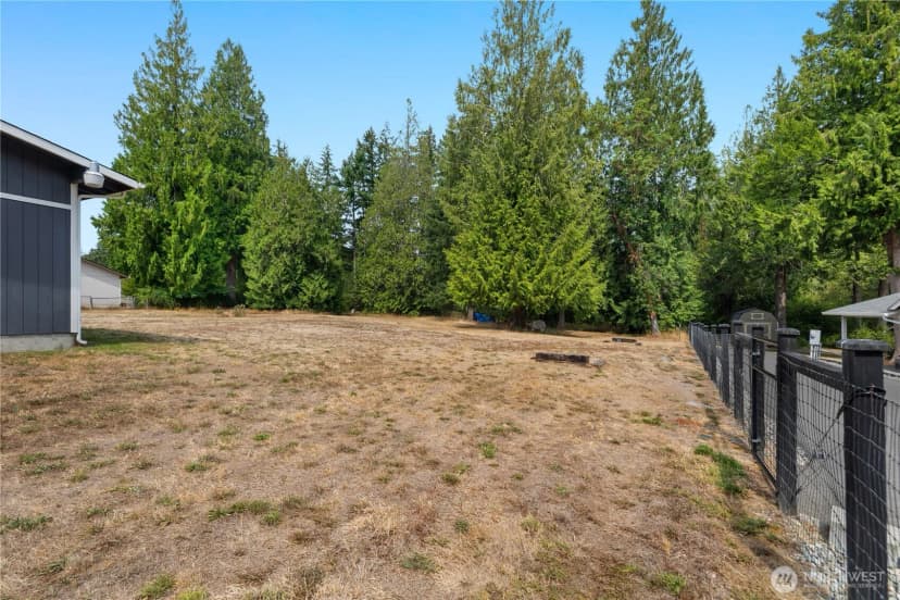 Property photo for 6424 75th Avenue Ne, Olympia photo 13