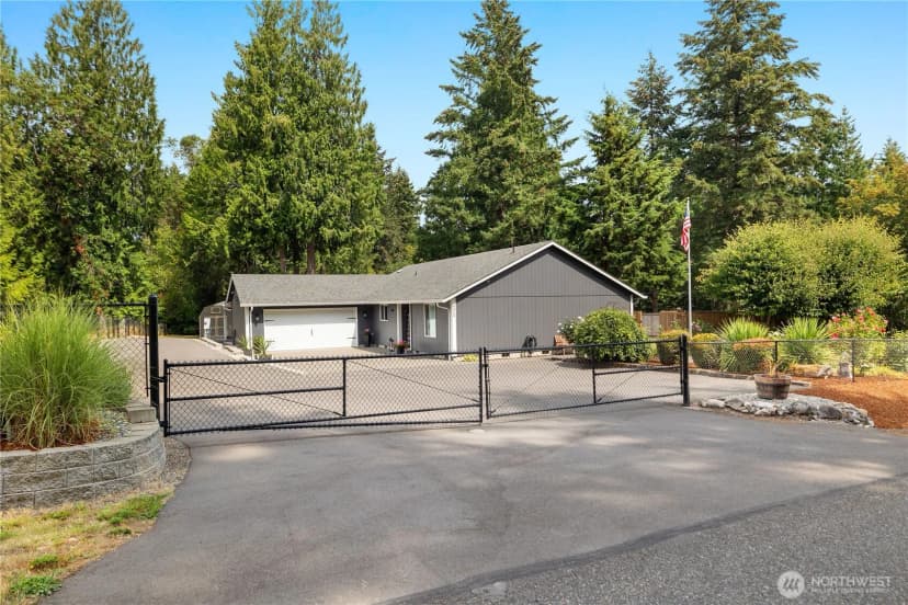 Property photo for 6424 75th Avenue Ne, Olympia photo 2