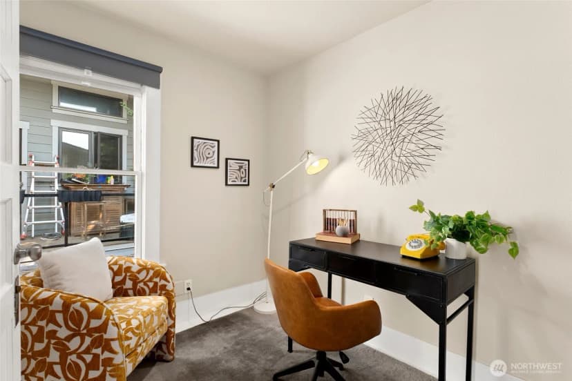 Property photo for 917 Ne 72nd Street, Seattle photo 16