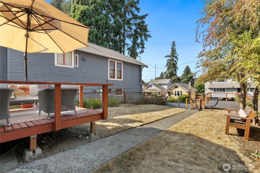 Property photo for 917 Ne 72nd Street, Seattle photo 20