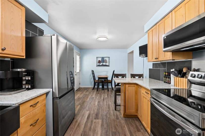 Property photo for 1808 Wellington Drive, Oak Harbor photo 9