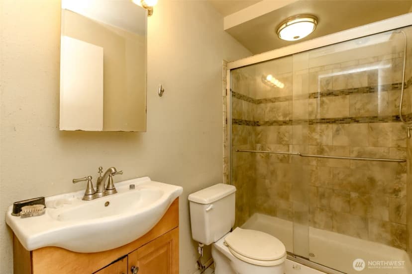 Property photo for 4917 145th Avenue Se, Bellevue photo 21