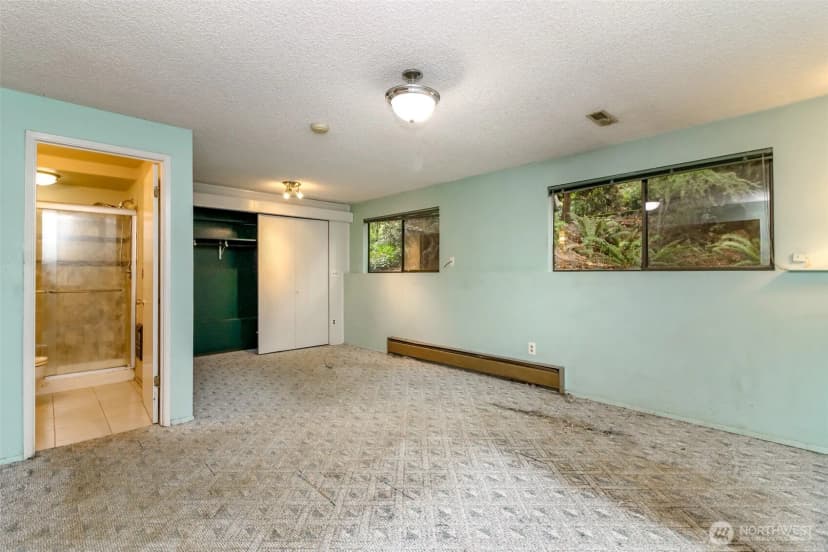 Property photo for 4917 145th Avenue Se, Bellevue photo 24