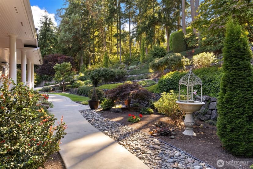 Property photo for 3696 Lavender Lane Ne, Bainbridge Island photo 6