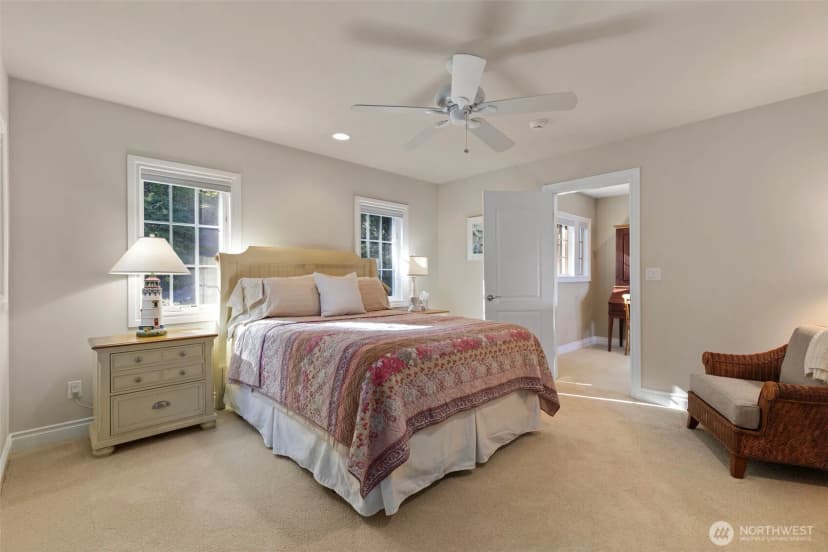 Property photo for 3696 Lavender Lane Ne, Bainbridge Island photo 30