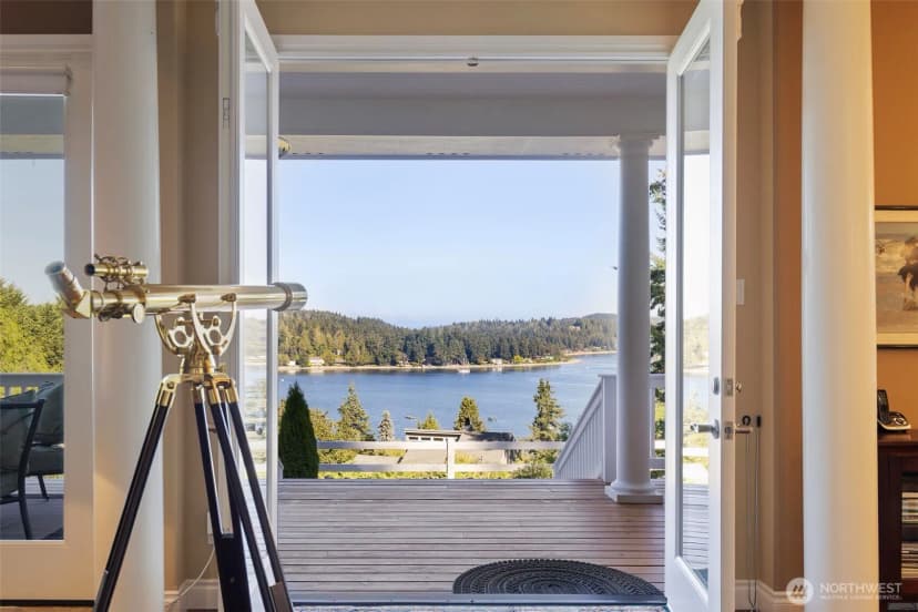 Property photo for 3696 Lavender Lane Ne, Bainbridge Island photo 12