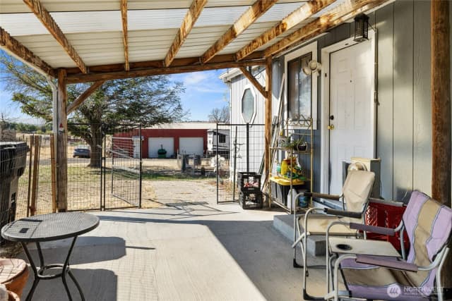 Property photo for 10 Birdsdale Road, Selah photo 5