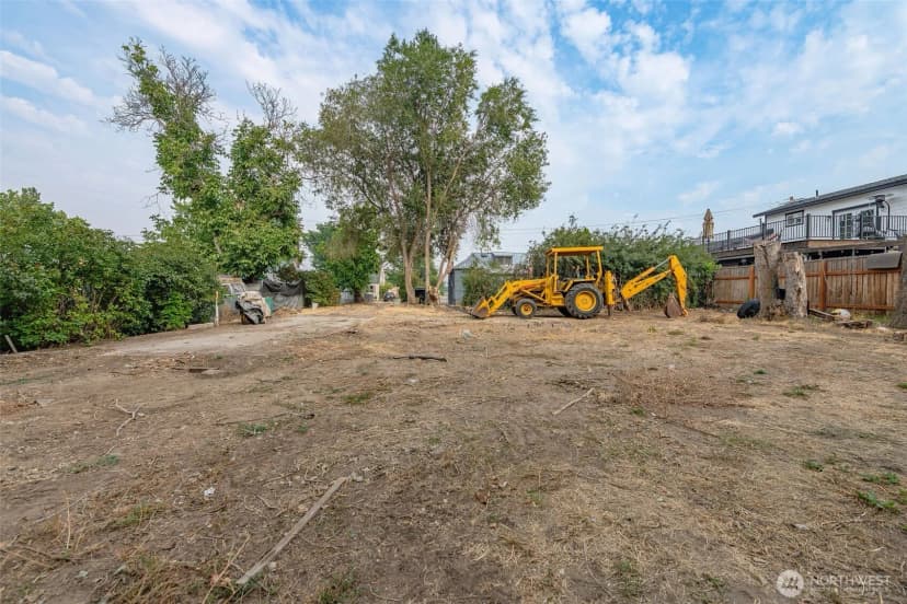 Property photo for 504 Ramona Avenue, Wenatchee photo 8