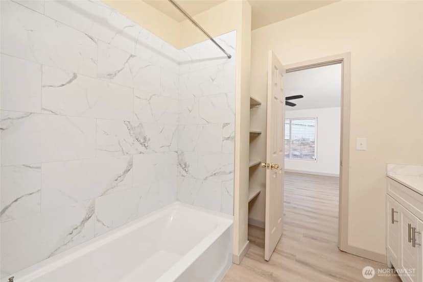 Property photo for 2418 S 371st Street #47, Federal Way photo 16