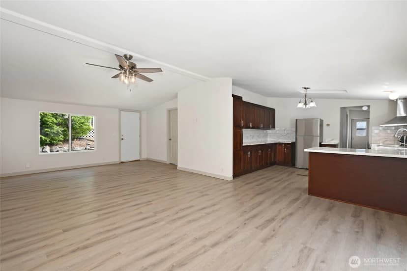Property photo for 2418 S 371st Street #47, Federal Way photo 6