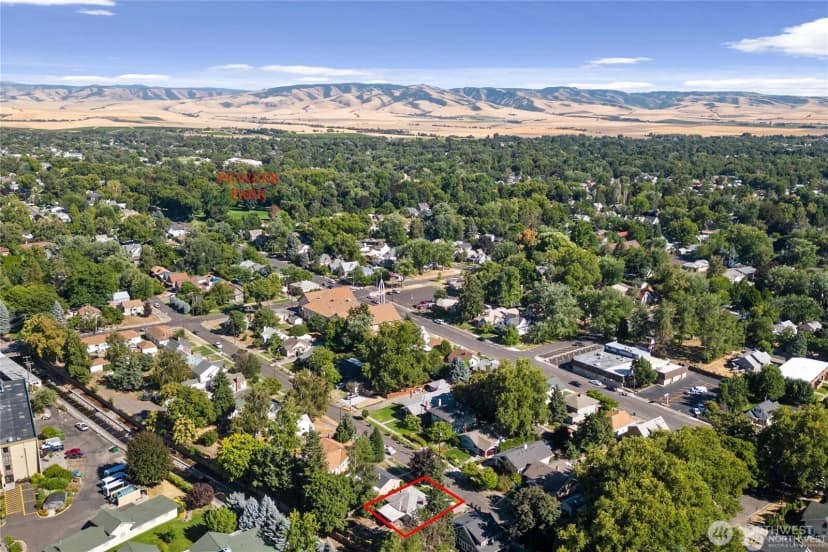 Property photo for 613 Hobson Street, Walla Walla photo 39