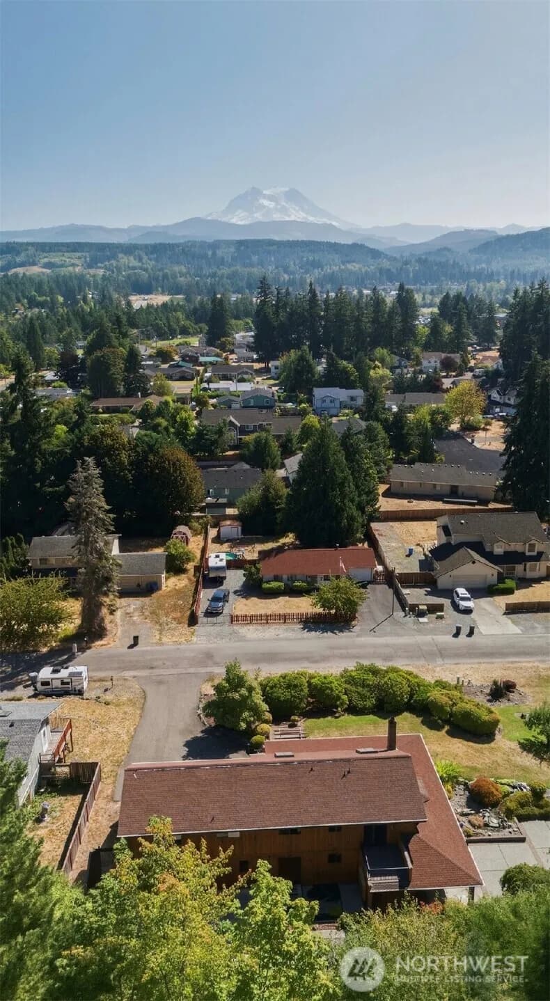 Property photo for 312 Antonie Avenue N, Eatonville photo 39