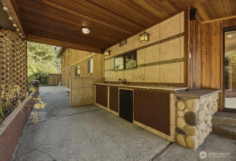Property photo for 312 Antonie Avenue N, Eatonville photo 30