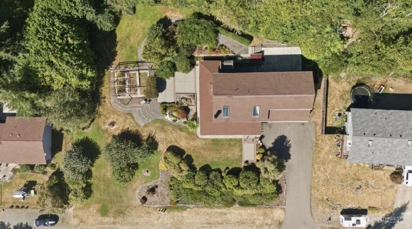 Property photo for 312 Antonie Avenue N, Eatonville photo 38