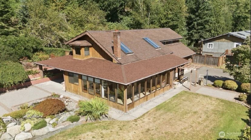 Property photo for 312 Antonie Avenue N, Eatonville photo 2