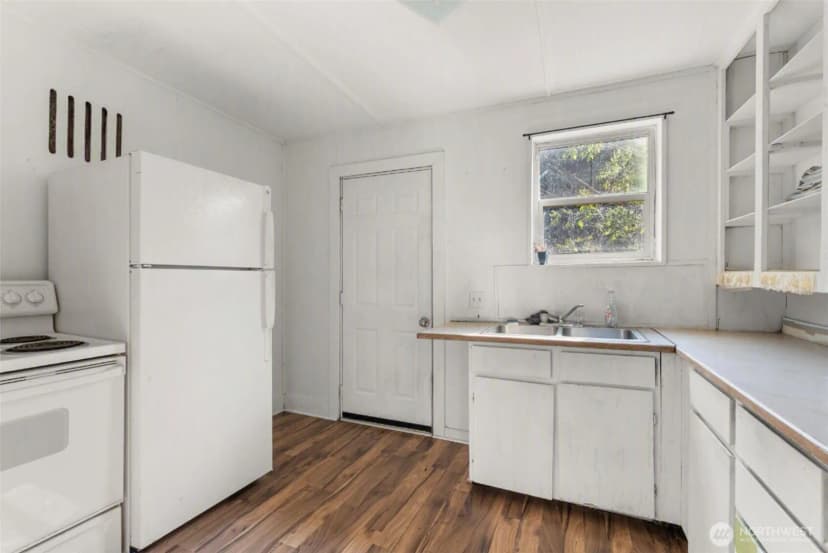 Property photo for 722 S 4th Avenue Sw, Olympia photo 11