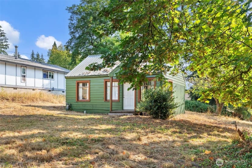 Property photo for 722 S 4th Avenue Sw, Olympia photo 2