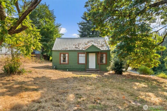 Property photo for 722 S 4th Avenue Sw, Olympia