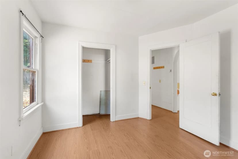Property photo for 722 S 4th Avenue Sw, Olympia photo 15