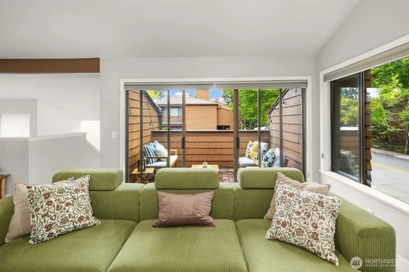 Property photo for 11500 Ne 128th Street Dr #47, Kirkland photo 6