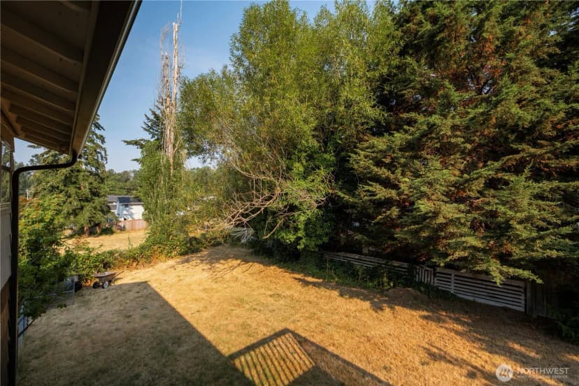 Property photo for 16317 127th Place Se, Renton photo 33