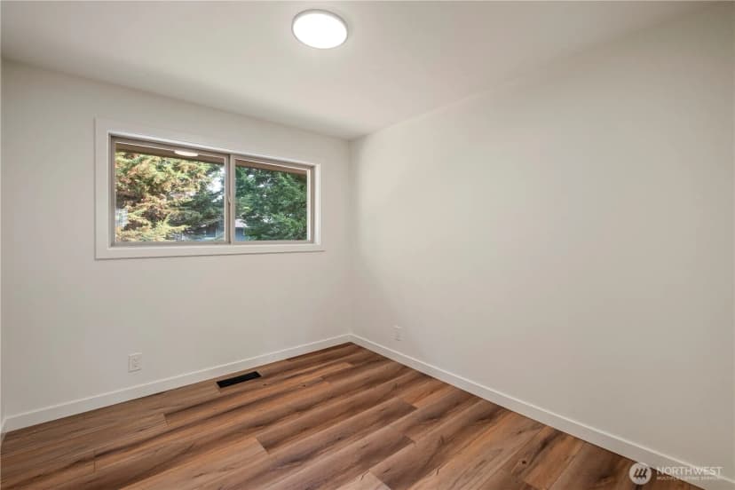 Property photo for 16317 127th Place Se, Renton photo 20