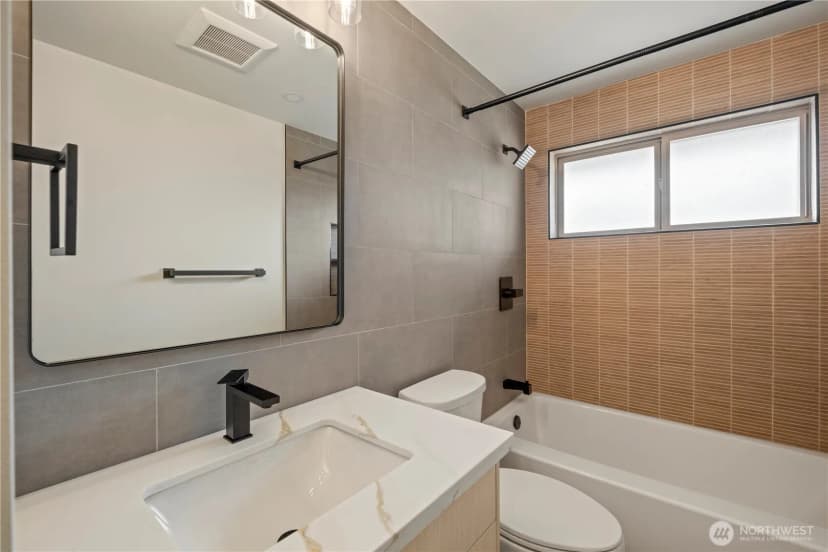 Property photo for 16317 127th Place Se, Renton photo 17