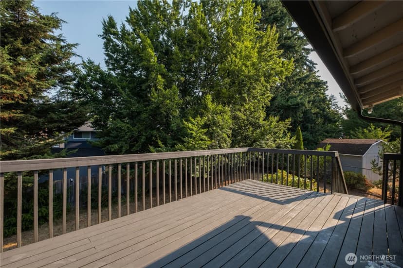 Property photo for 16317 127th Place Se, Renton photo 34