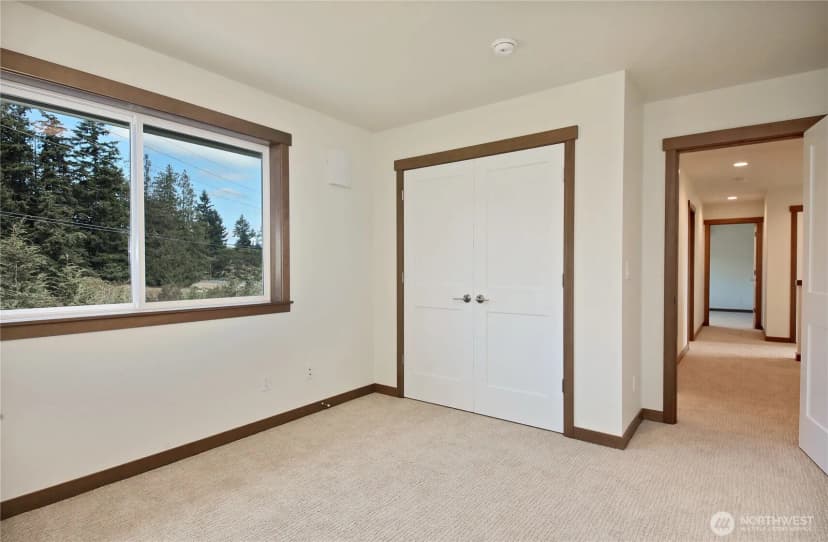 Property photo for 2439 Cambridge Court, Langley photo 32