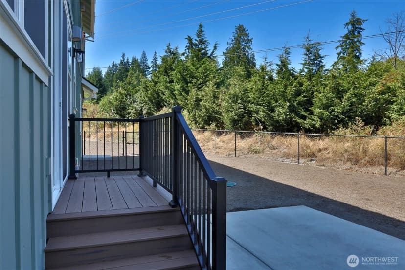 Property photo for 2439 Cambridge Court, Langley photo 37