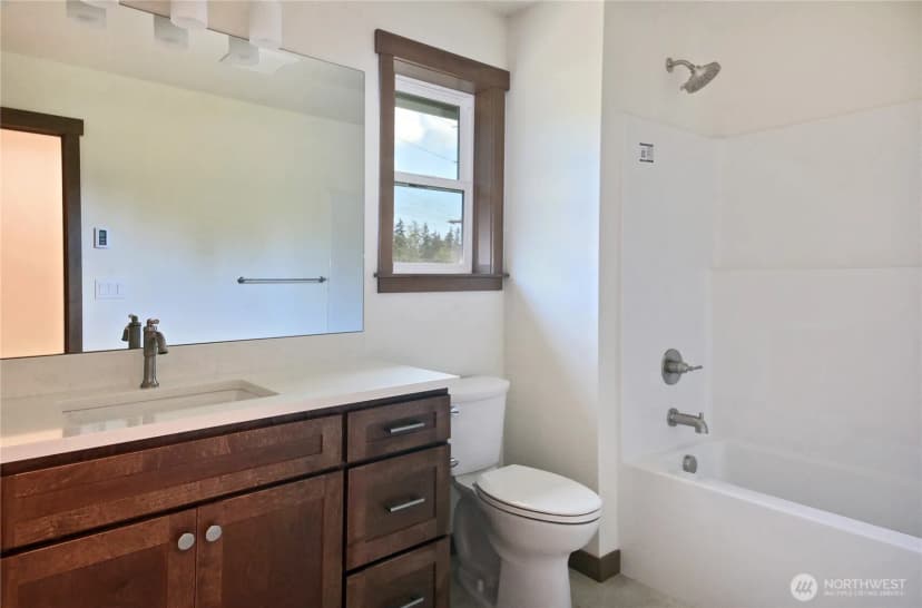 Property photo for 2439 Cambridge Court, Langley photo 33