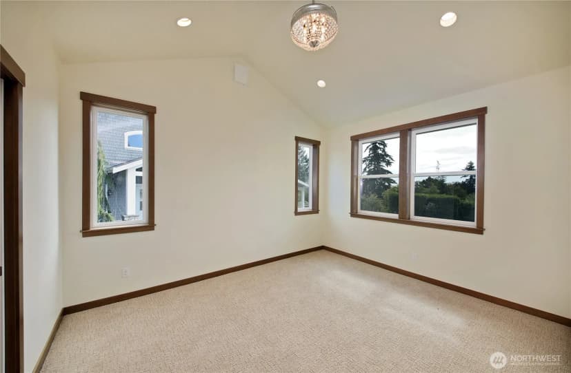 Property photo for 2439 Cambridge Court, Langley photo 17