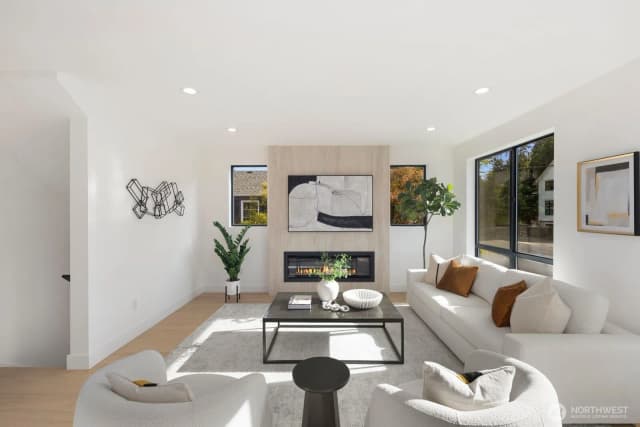 Property photo for 9024 Corliss Avenue N, Seattle photo 5