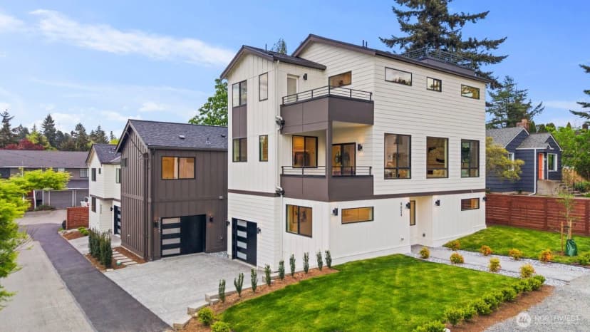 Property photo for 9024 Corliss Avenue N, Seattle photo 32