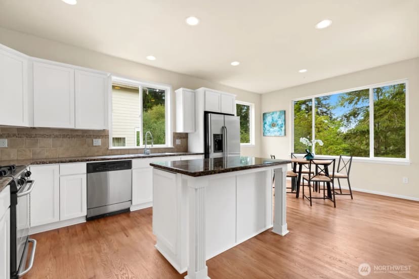 Property photo for 20914 13th Place W, Lynnwood photo 8