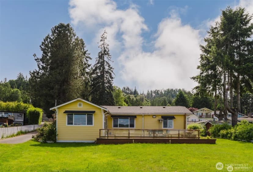 Property photo for 5104 Nw Sammamish Road, Issaquah photo 3