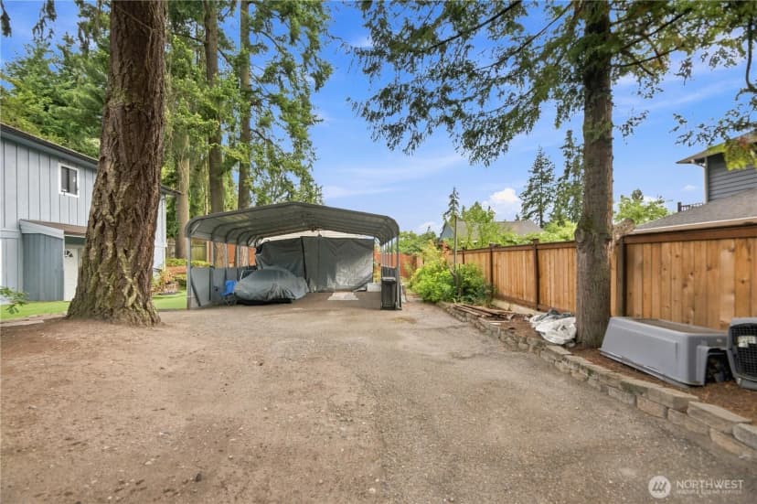 Property photo for 16006 Greenwood Avenue N, Shoreline photo 28